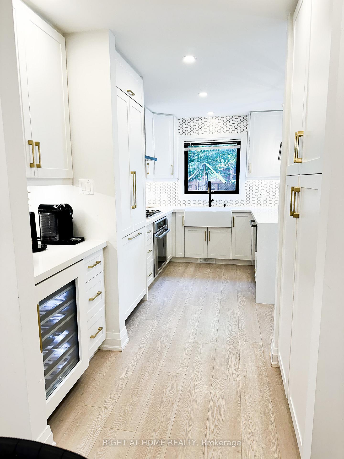 Photo 7 of 29 Mountfield Crescent, Vaughan, Brownridge — HOMEH
