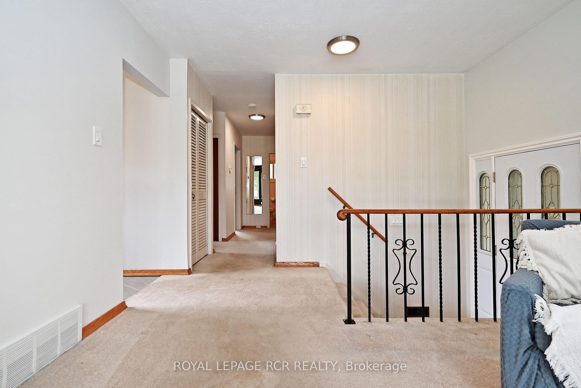 Photo 4 of 16 Cathedral Road, Brampton, Brampton East — HOMEH