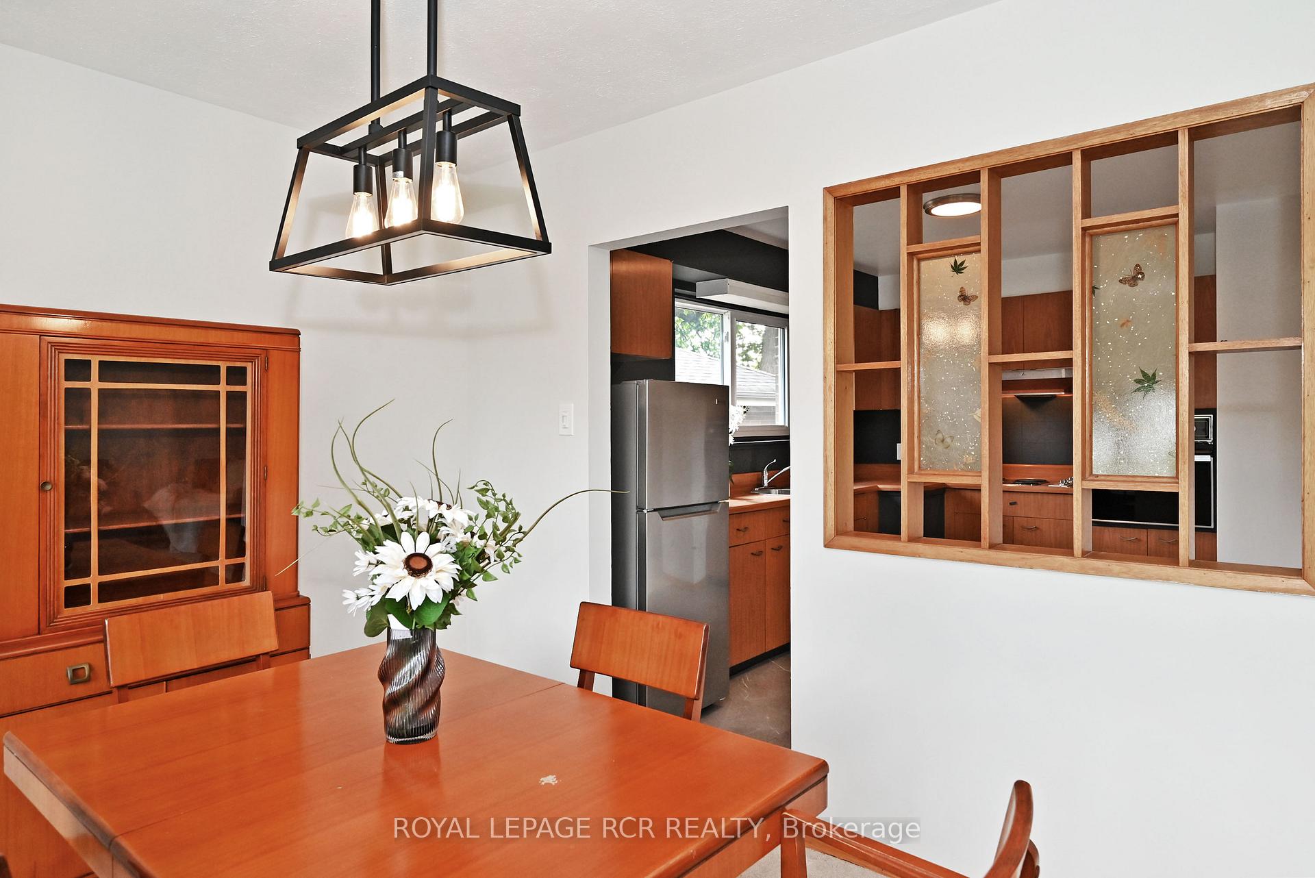 Photo 14 of 16 Cathedral Road, Brampton, Brampton East — HOMEH