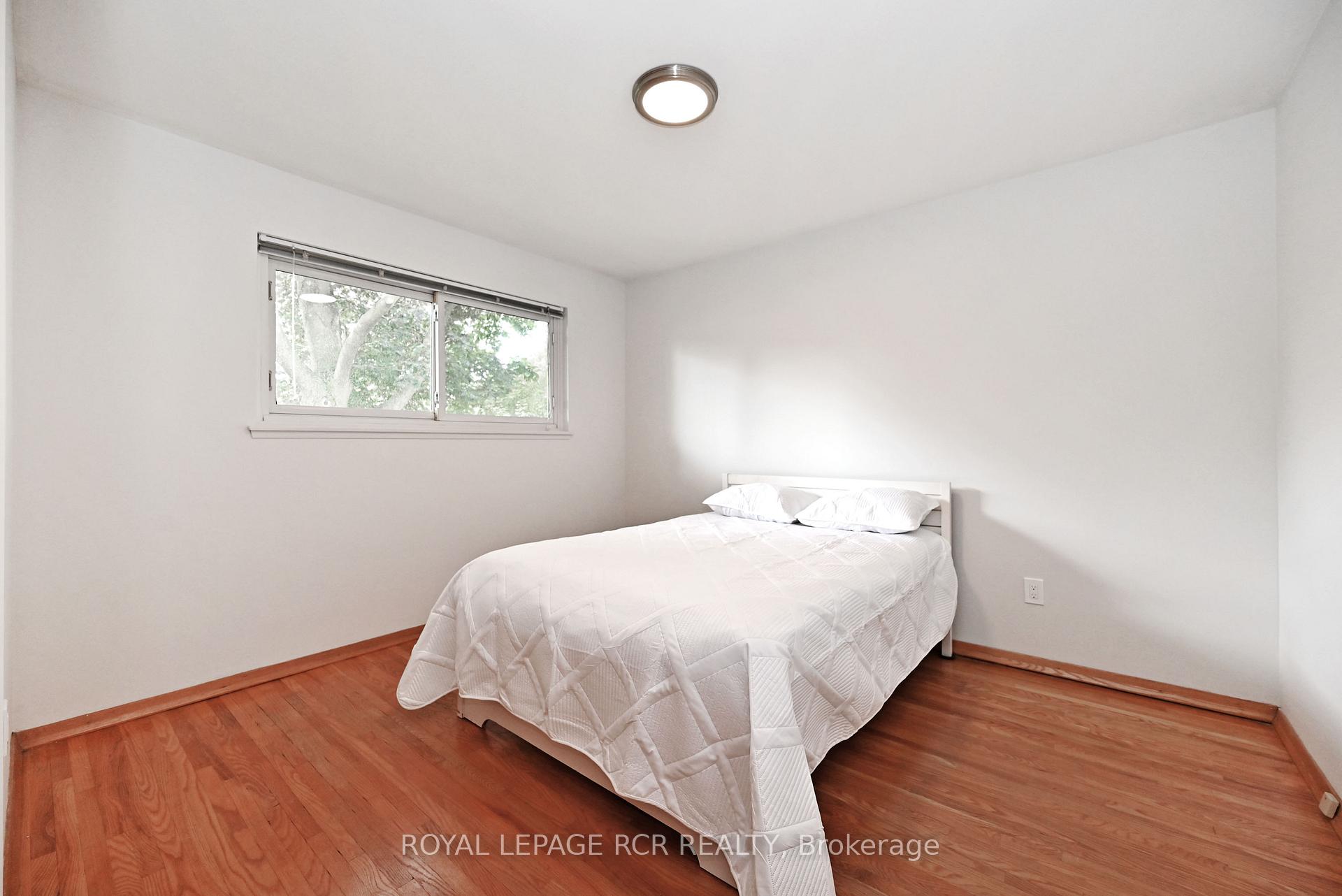 Photo 26 of 16 Cathedral Road, Brampton, Brampton East — HOMEH