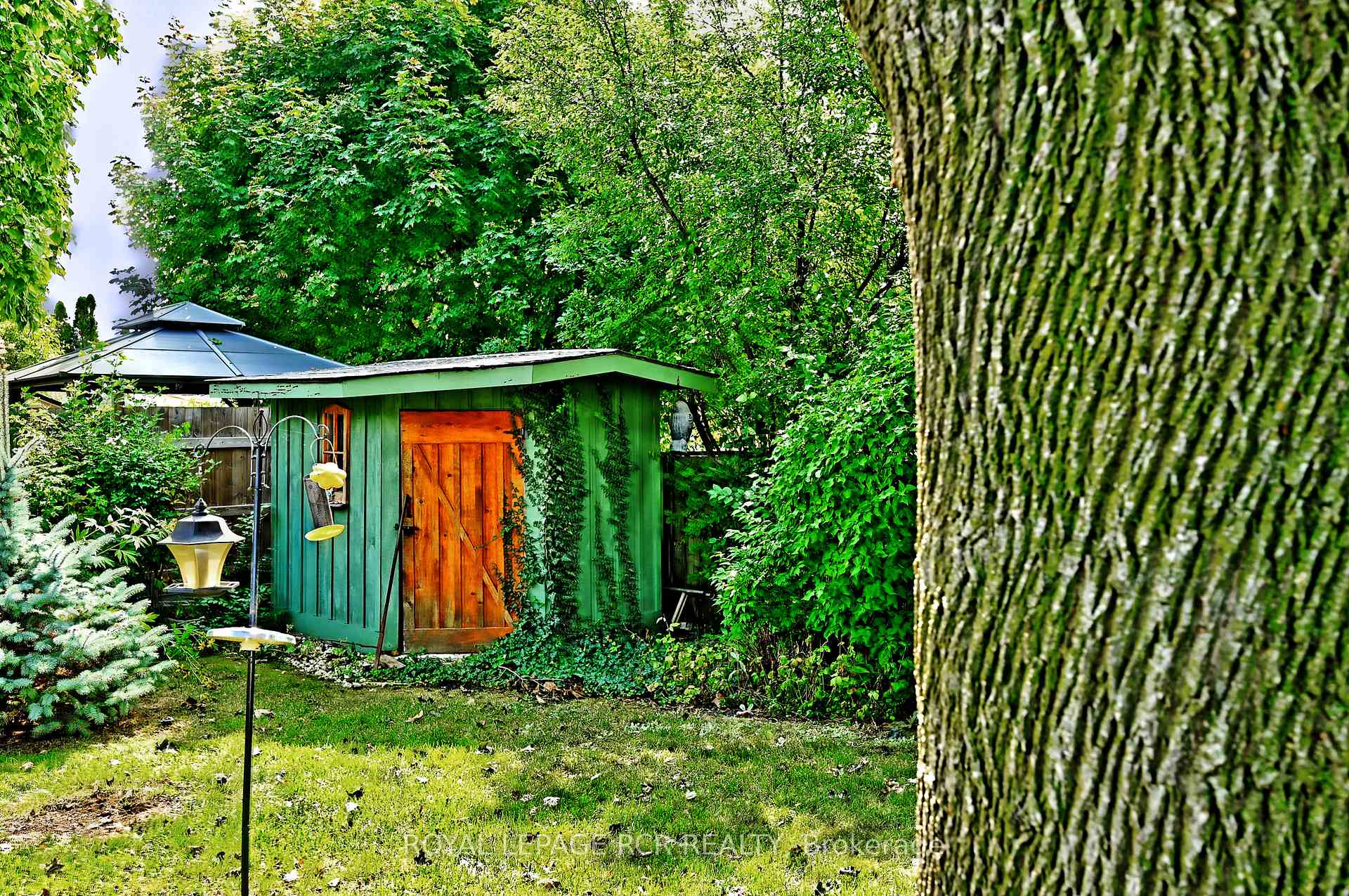 Photo 36 of 16 Cathedral Road, Brampton, Brampton East — HOMEH