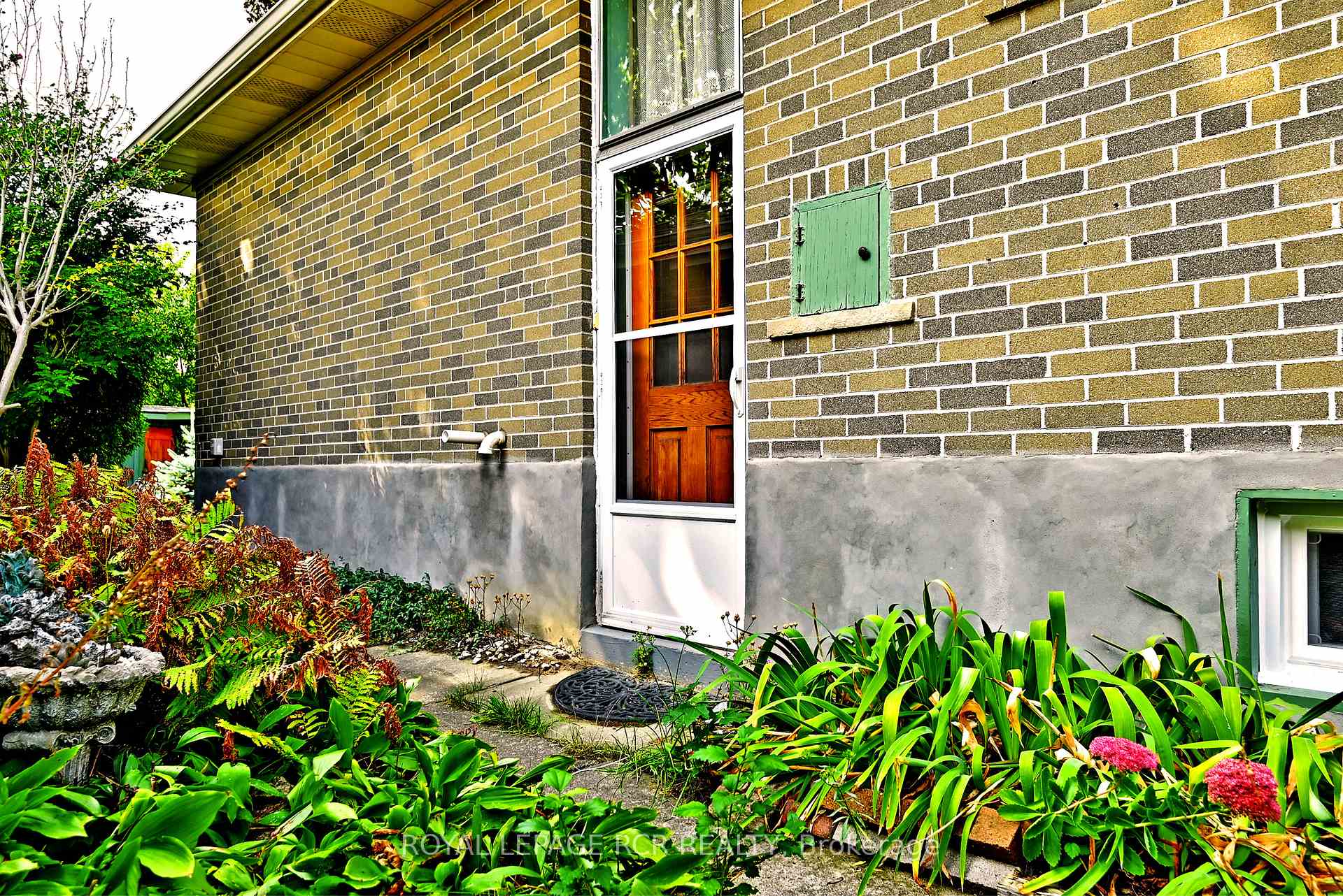 Photo 41 of 16 Cathedral Road, Brampton, Brampton East — HOMEH