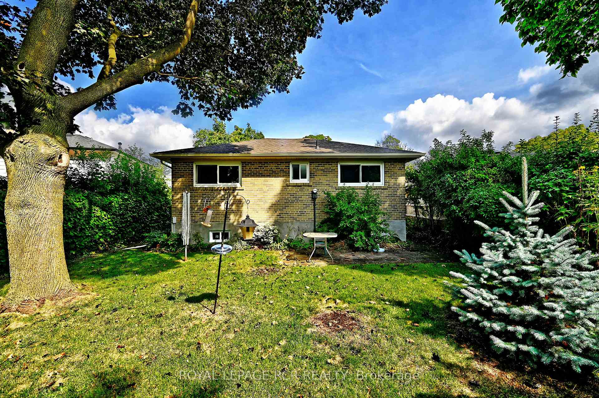 Photo 42 of 16 Cathedral Road, Brampton, Brampton East — HOMEH