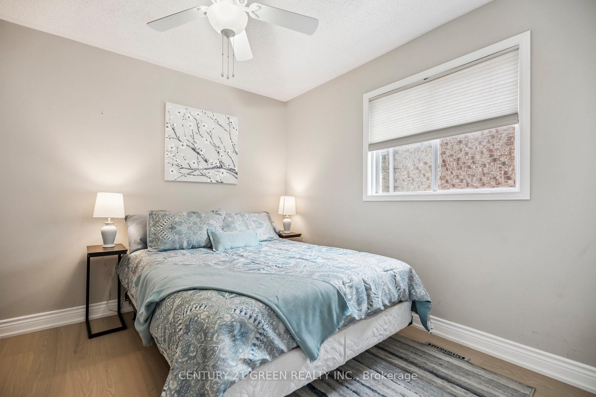 Photo 29 of 102 Niska Drive, Hamilton, Waterdown — HOMEH