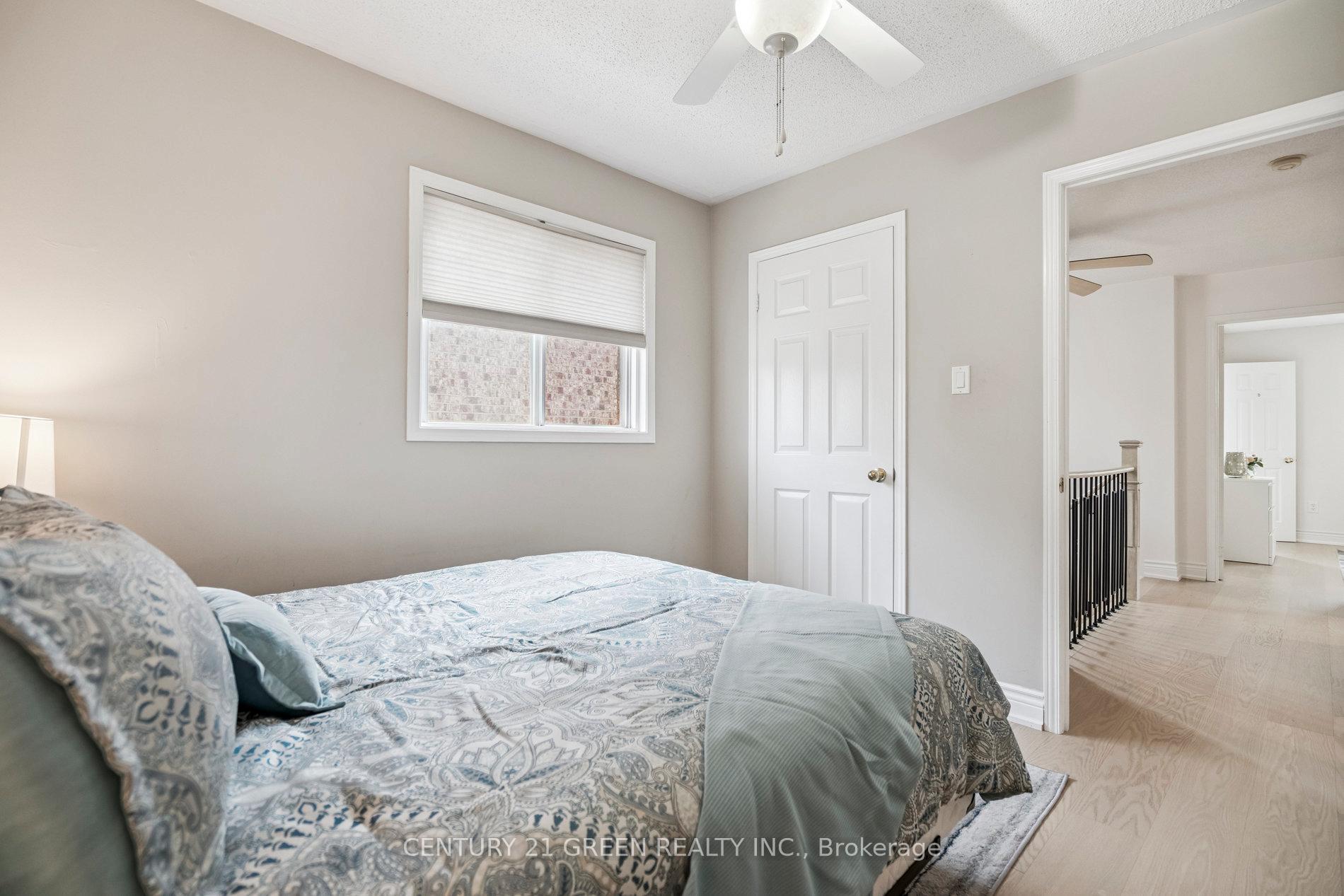 Photo 31 of 102 Niska Drive, Hamilton, Waterdown — HOMEH