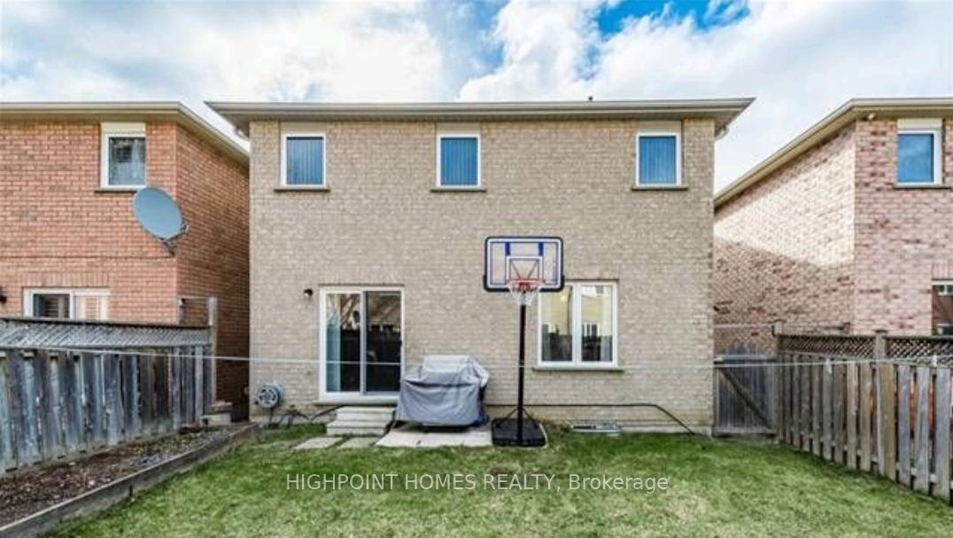 Photo 9 of 14 Winners Circle, Brampton, Northwest Sandalwood Parkway — HOMEH