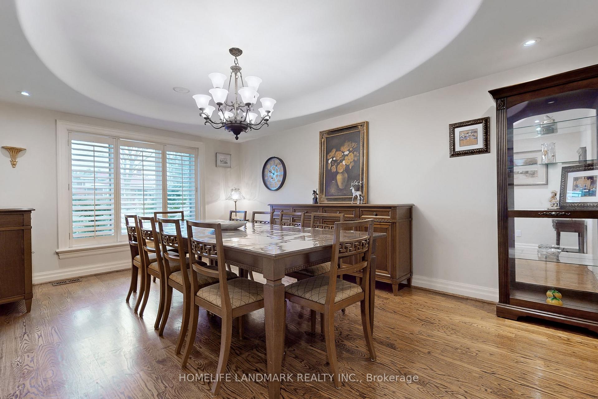 Photo 8 of 217 Crestwood Road, Vaughan, Crestwood-Springfarm-Yorkhill — HOMEH