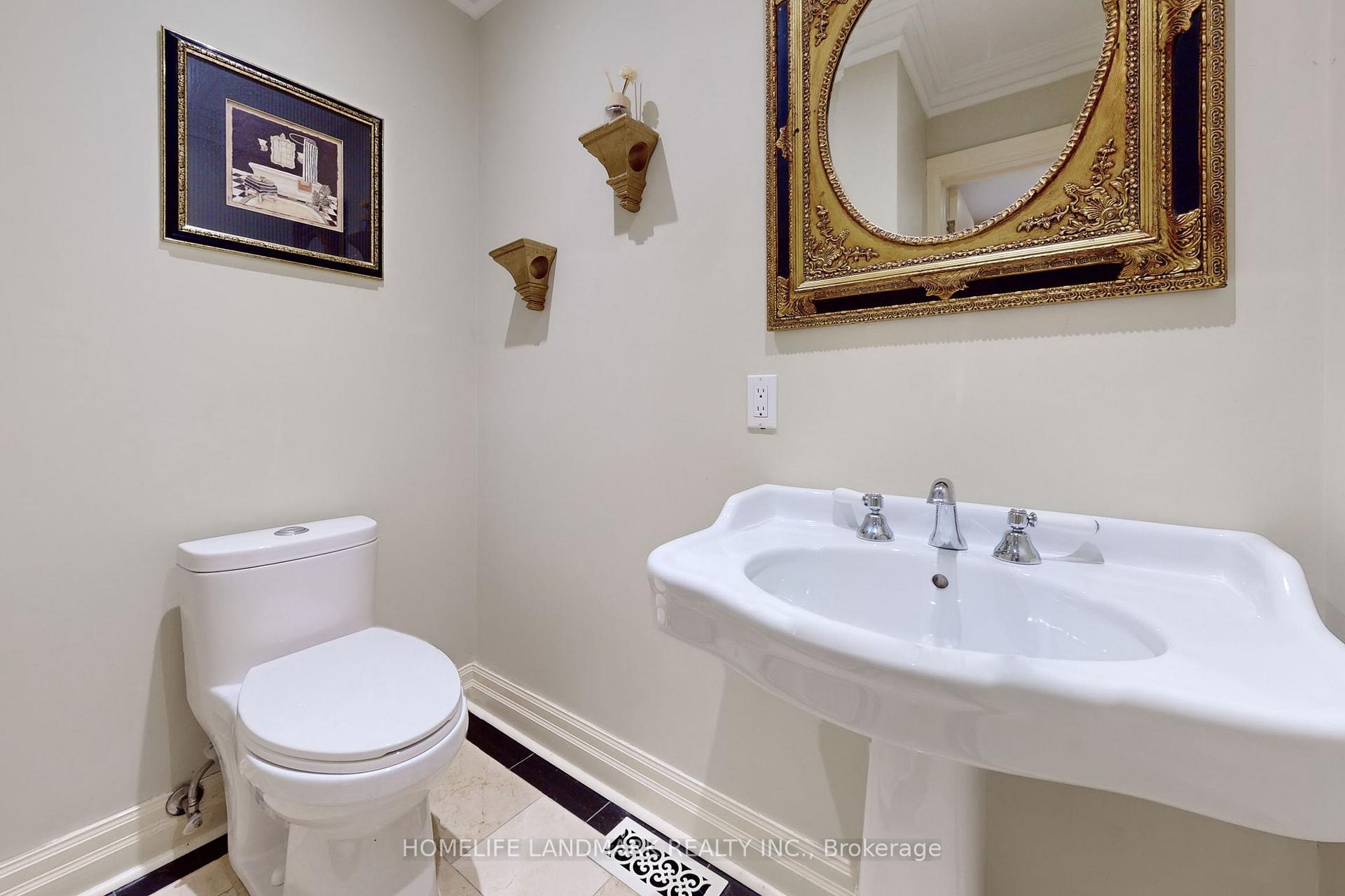 Photo 14 of 217 Crestwood Road, Vaughan, Crestwood-Springfarm-Yorkhill — HOMEH