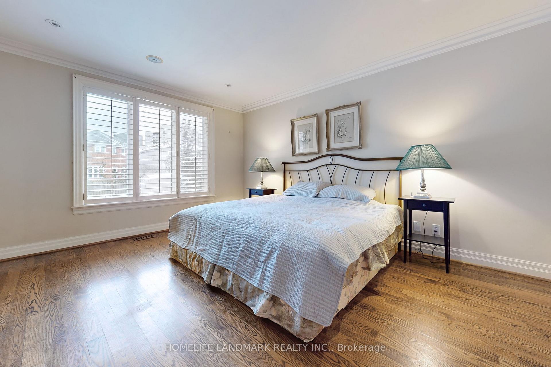 Photo 15 of 217 Crestwood Road, Vaughan, Crestwood-Springfarm-Yorkhill — HOMEH