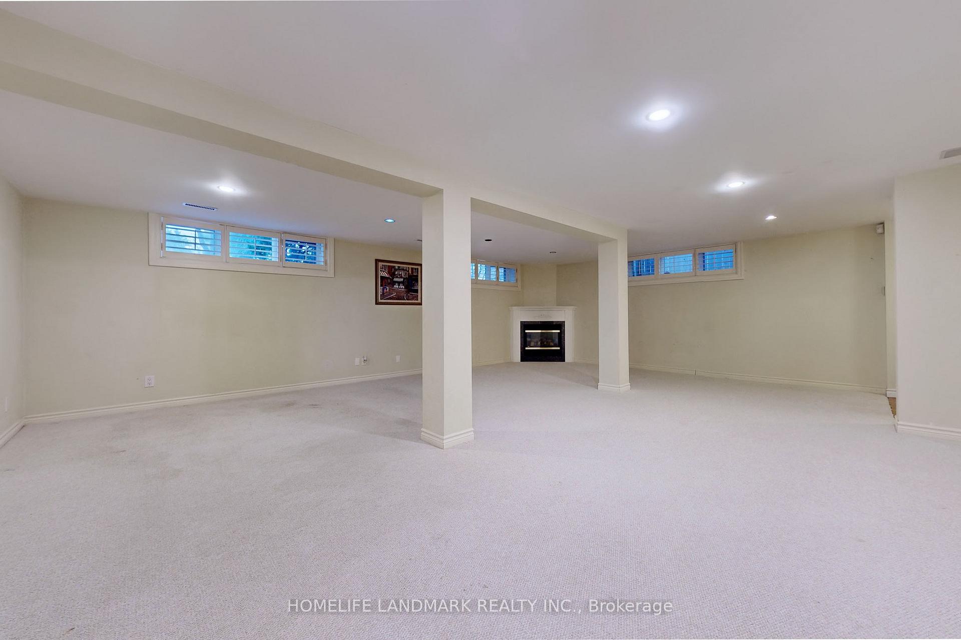 Photo 23 of 217 Crestwood Road, Vaughan, Crestwood-Springfarm-Yorkhill — HOMEH