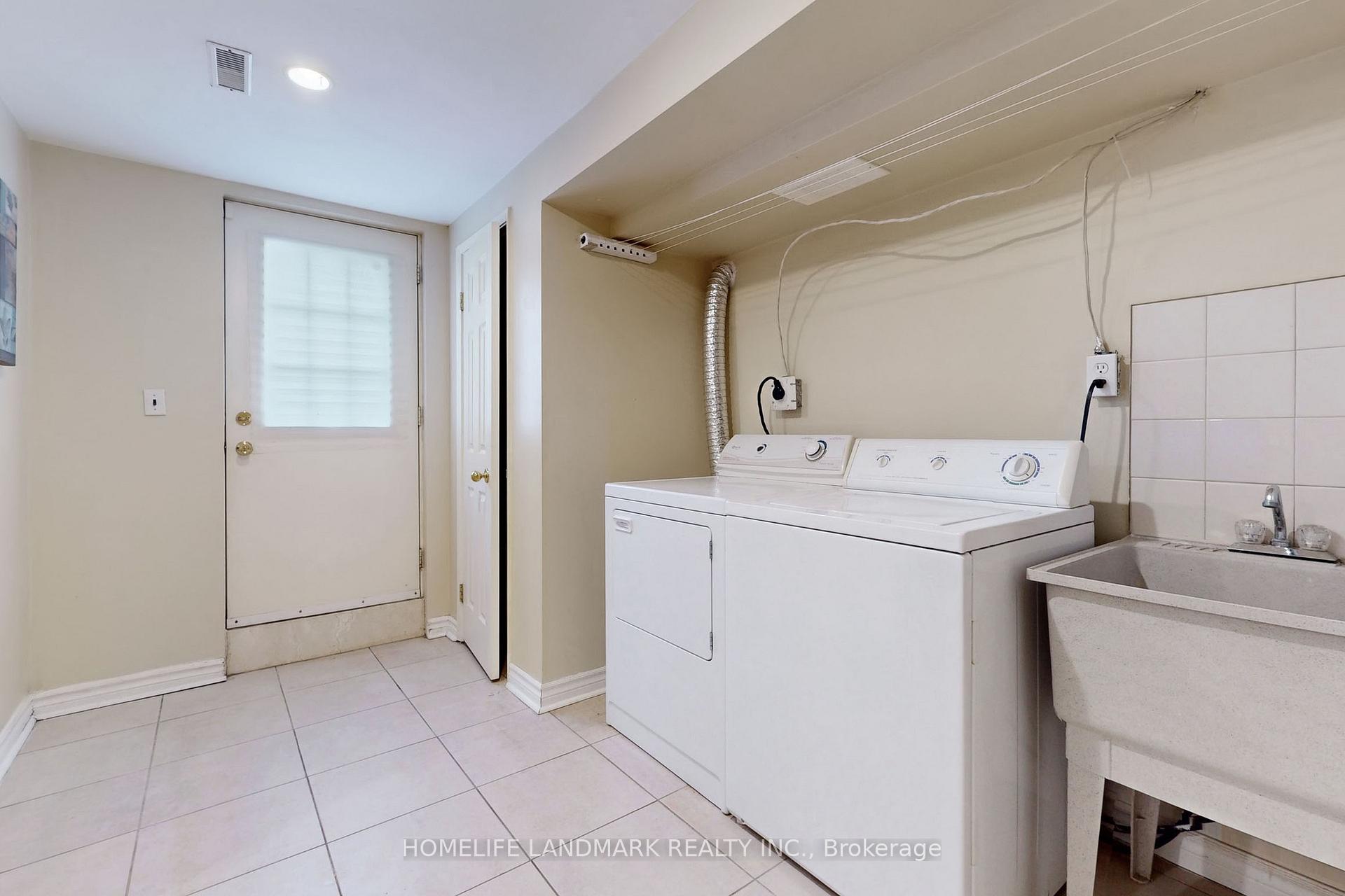 Photo 30 of 217 Crestwood Road, Vaughan, Crestwood-Springfarm-Yorkhill — HOMEH