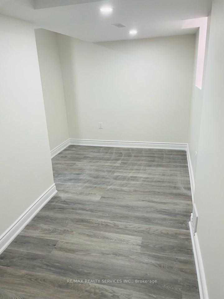 Photo 4 of Unit LOWER, 76 Seahorse Avenue, Brampton, Madoc — HOMEH