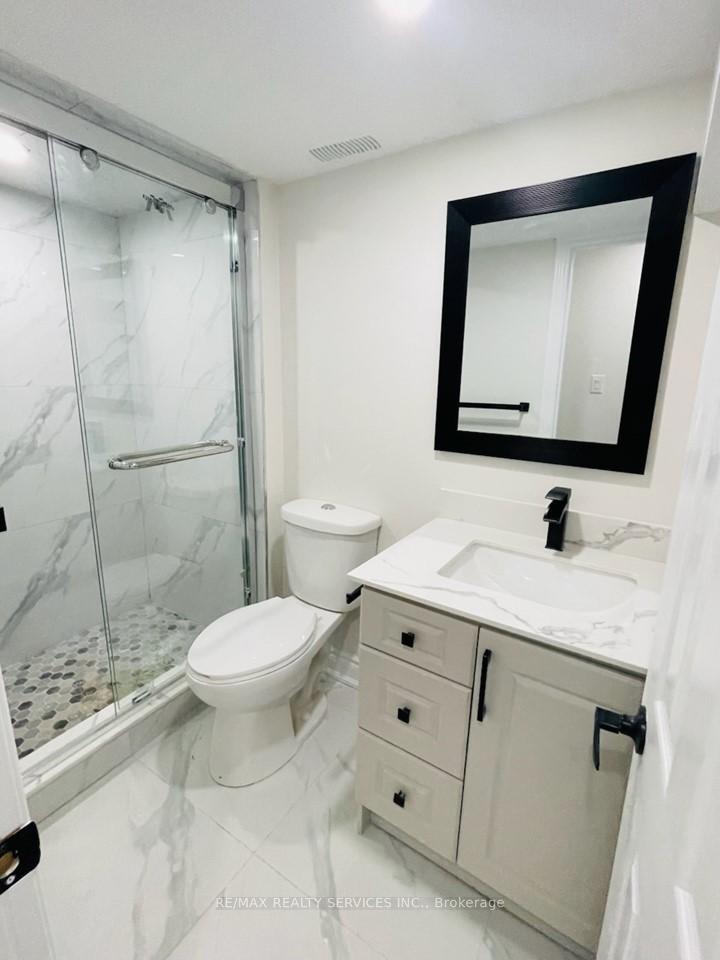 Photo 8 of Unit LOWER, 76 Seahorse Avenue, Brampton, Madoc — HOMEH