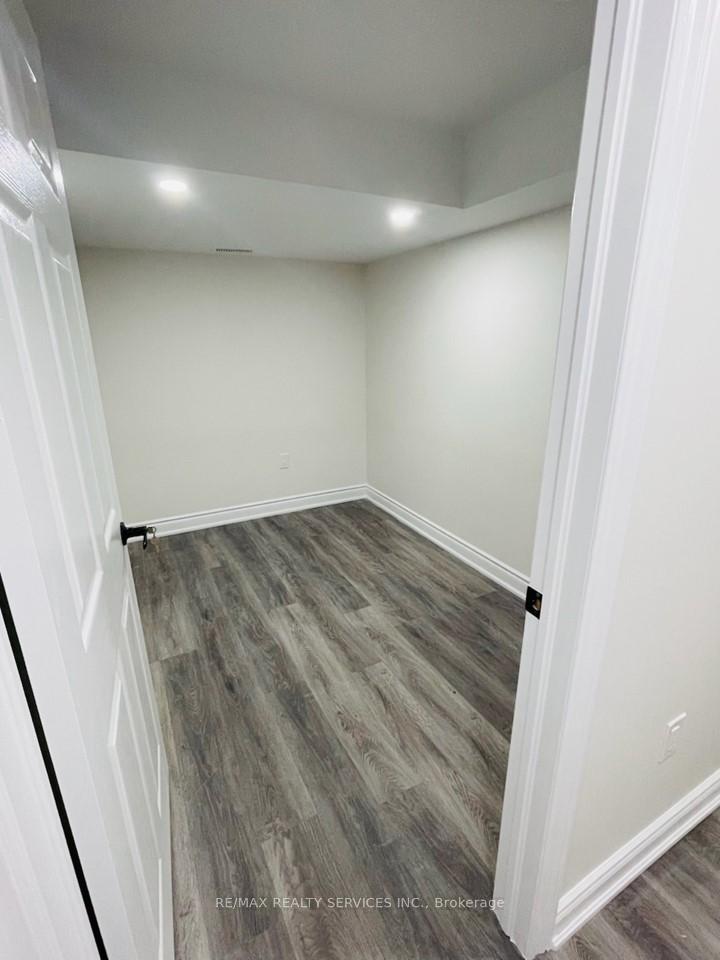Photo 11 of Unit LOWER, 76 Seahorse Avenue, Brampton, Madoc — HOMEH
