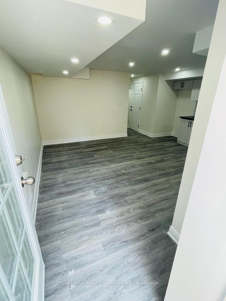 Photo 16 of Unit LOWER, 76 Seahorse Avenue, Brampton, Madoc — HOMEH