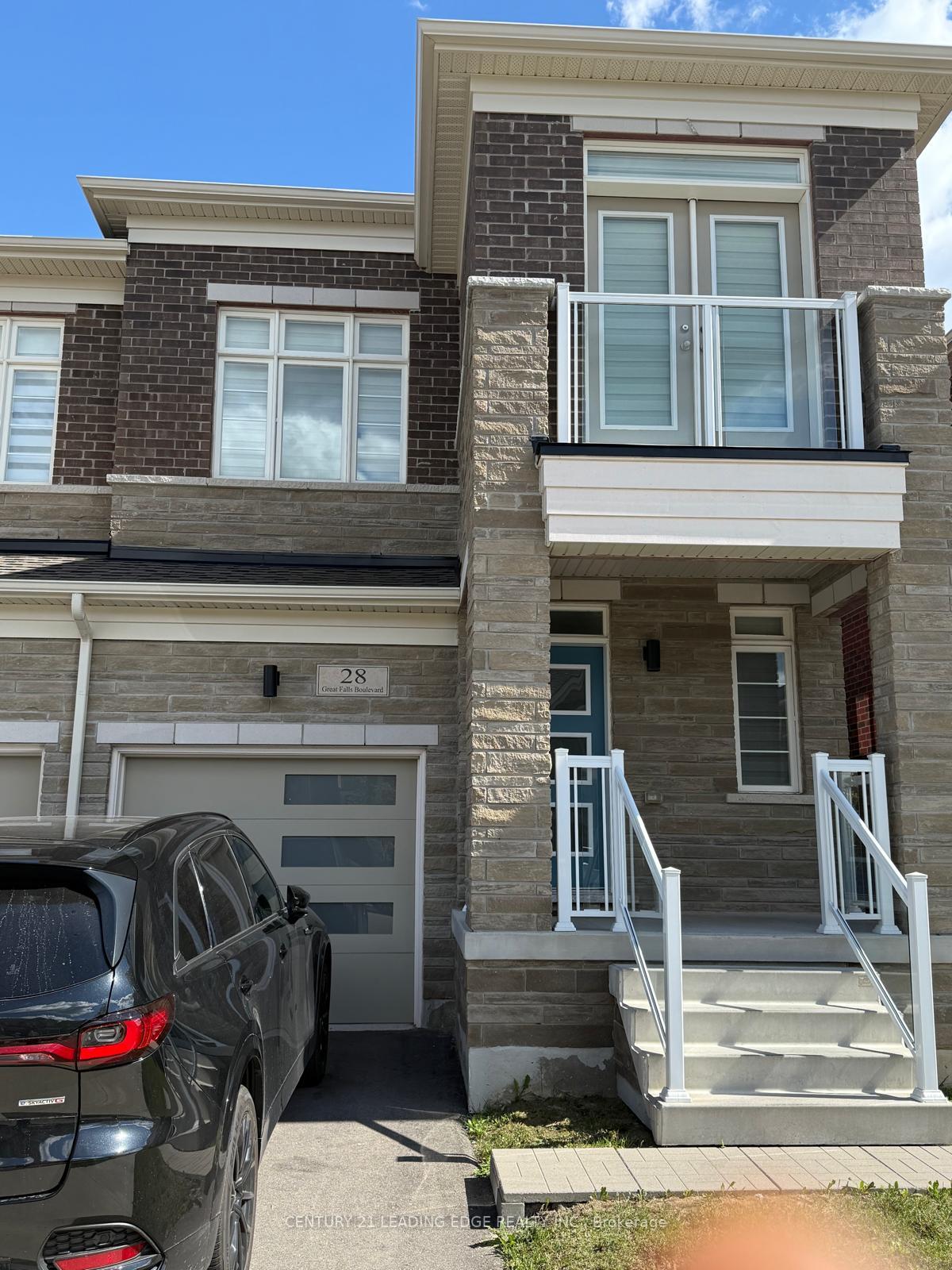 Photo 1 of 28 Great Falls Boulevard, Hamilton, Waterdown — HOMEH