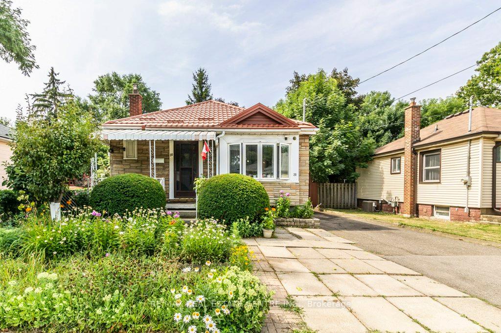 Photo 3 of 20 Audrey Street, Hamilton, Eastmount — HOMEH