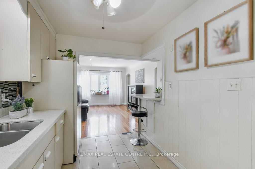 Photo 13 of 20 Audrey Street, Hamilton, Eastmount — HOMEH
