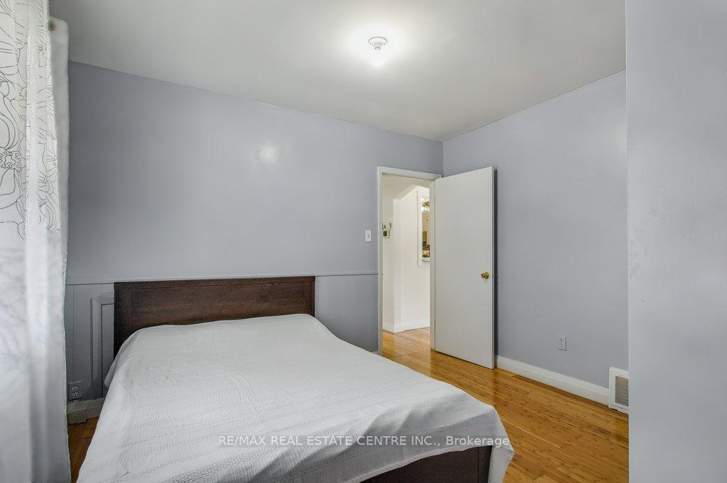 Photo 16 of 20 Audrey Street, Hamilton, Eastmount — HOMEH