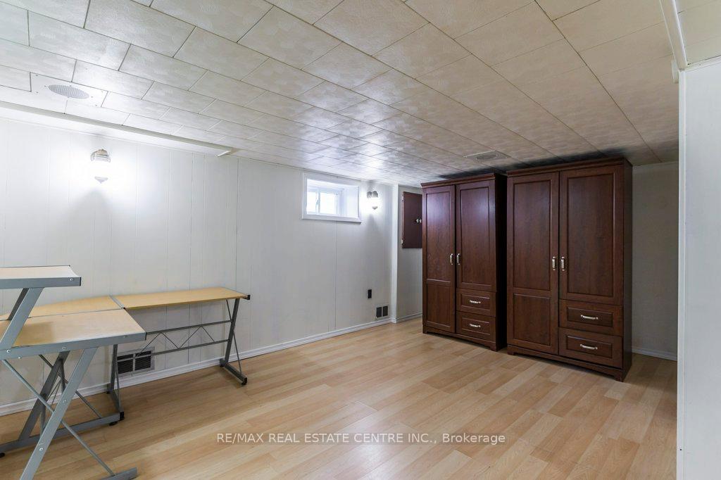 Photo 26 of 20 Audrey Street, Hamilton, Eastmount — HOMEH