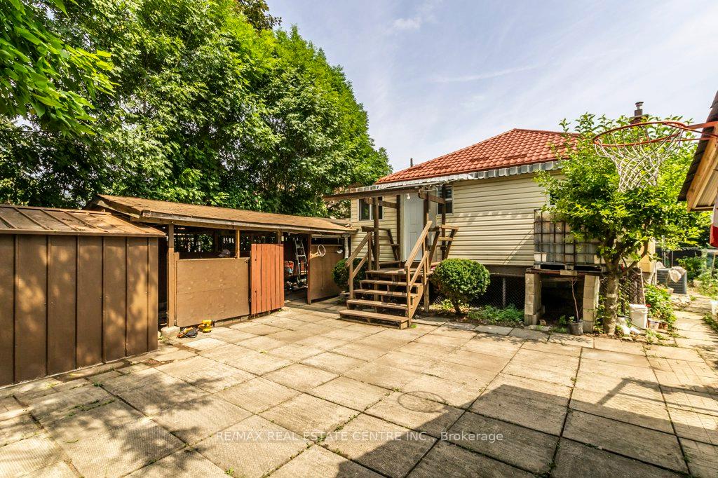 Photo 34 of 20 Audrey Street, Hamilton, Eastmount — HOMEH