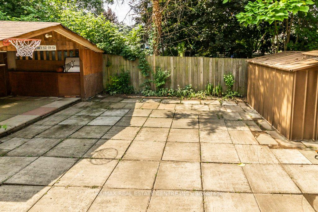 Photo 36 of 20 Audrey Street, Hamilton, Eastmount — HOMEH