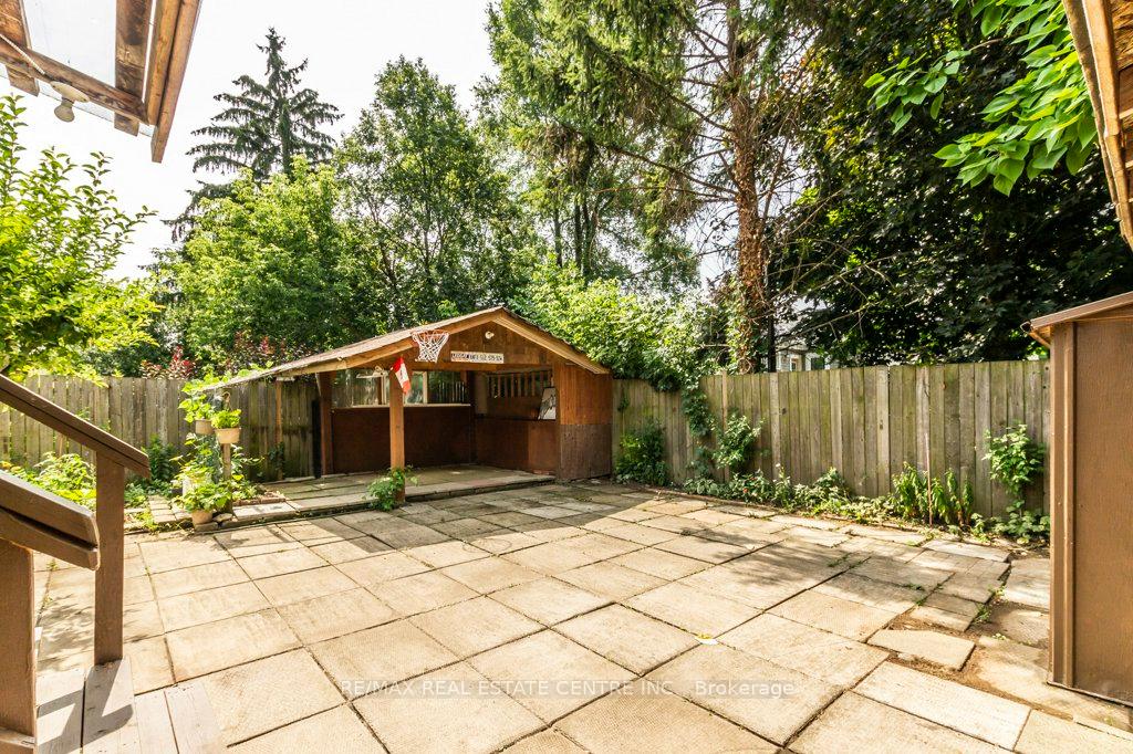 Photo 37 of 20 Audrey Street, Hamilton, Eastmount — HOMEH