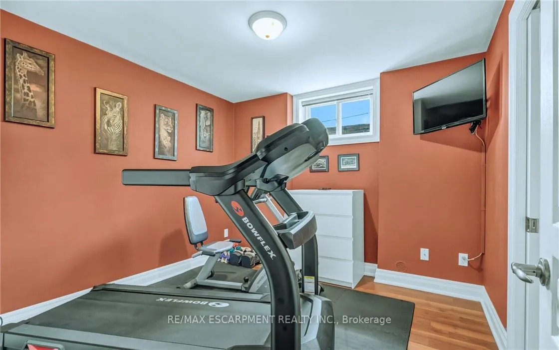 Photo 31 of 34 Penfold Court, Hamilton, Mount Hope — HOMEH