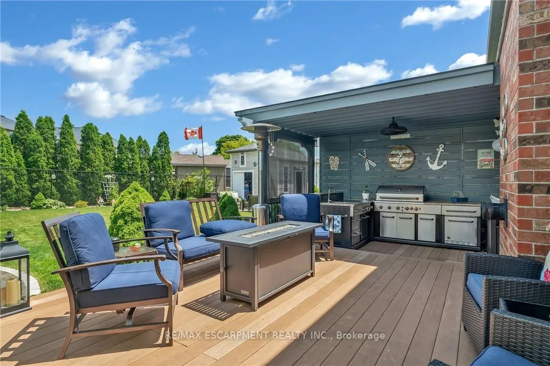 Photo 35 of 34 Penfold Court, Hamilton, Mount Hope — HOMEH