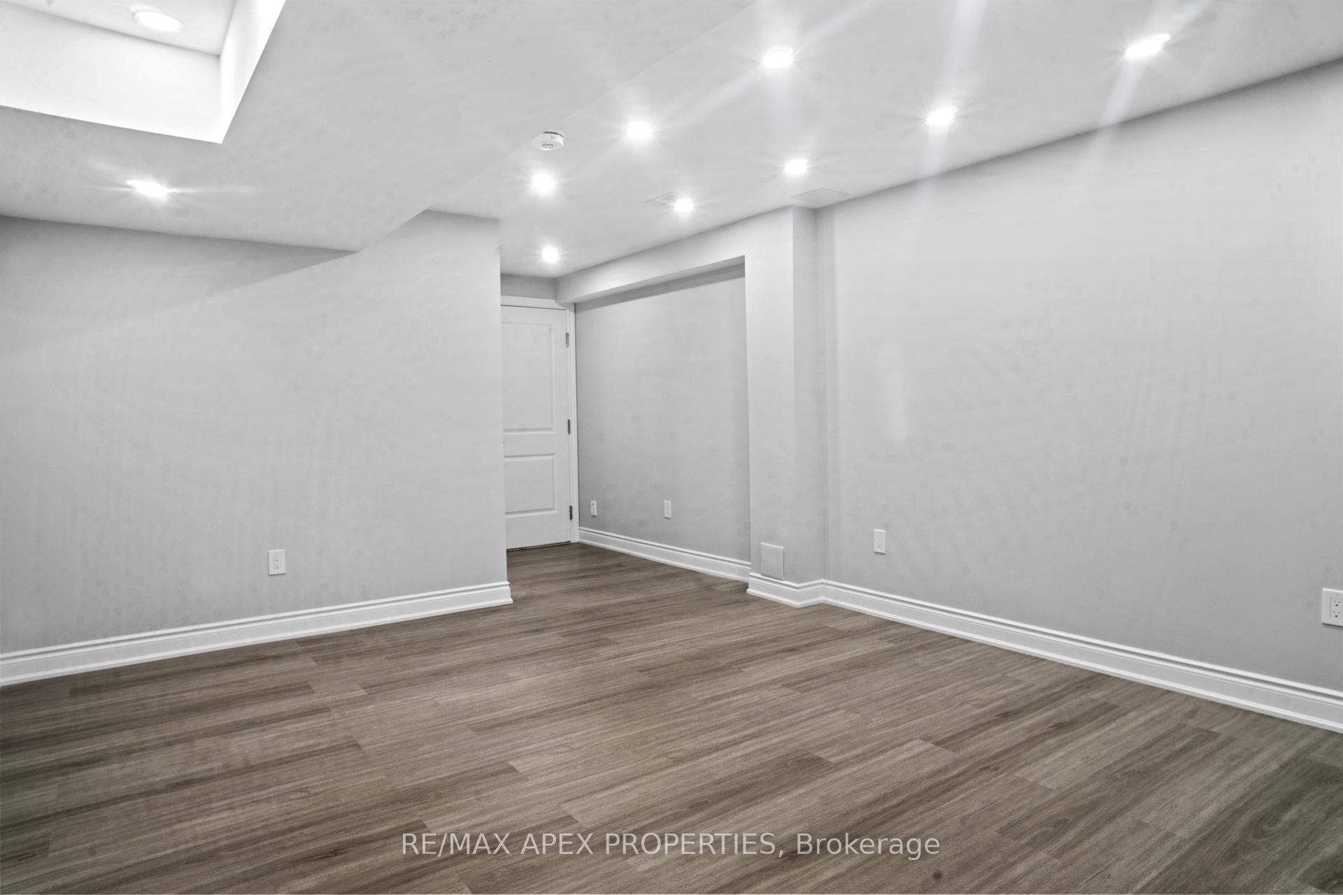 Photo 6 of 73 George Robinson (1 Bed Bsmt) Drive, Brampton, Credit Valley — HOMEH