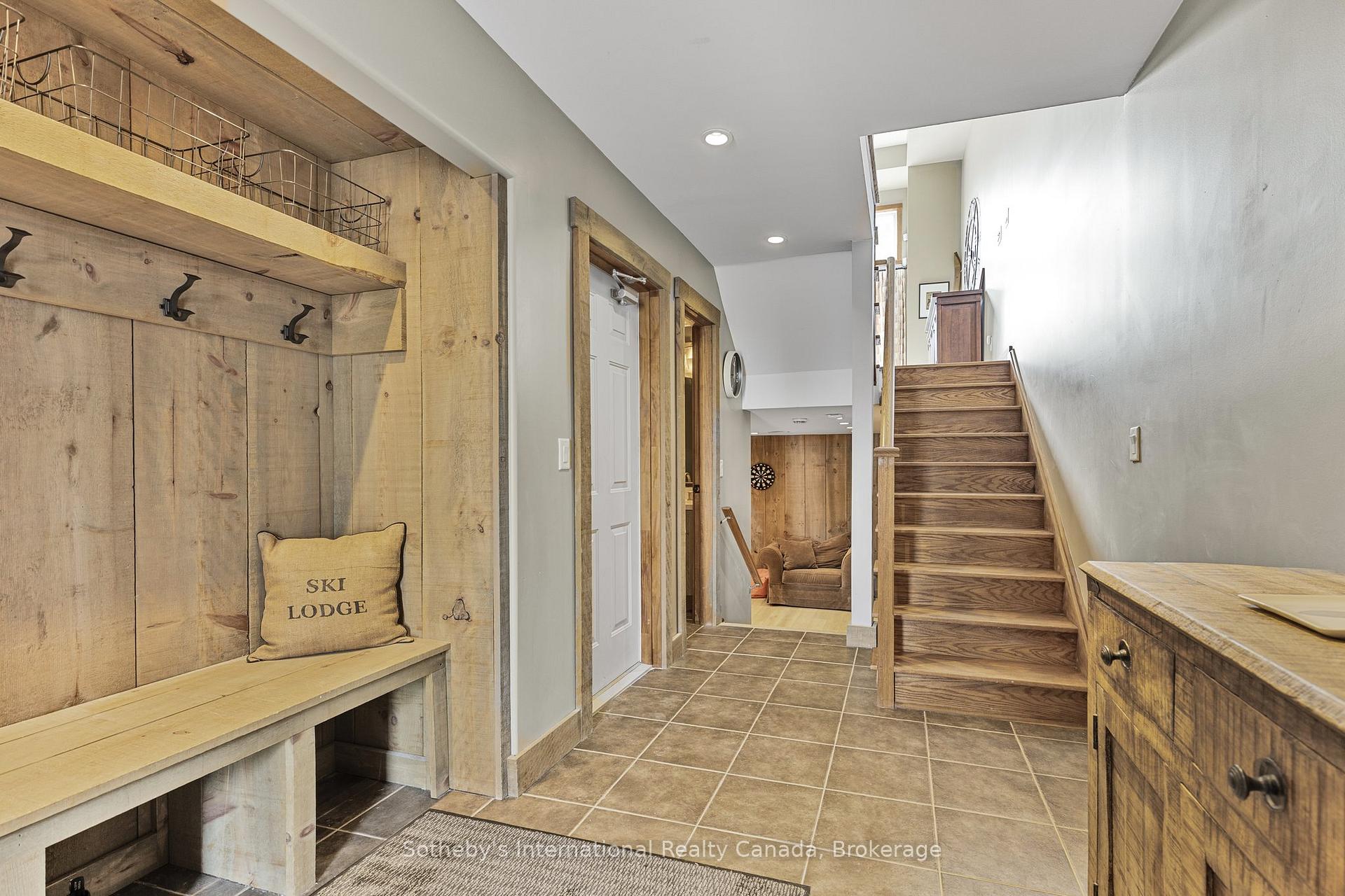 Photo 5 of Unit 25, 104 Farm Gate Road, Blue Mountains — HOMEH