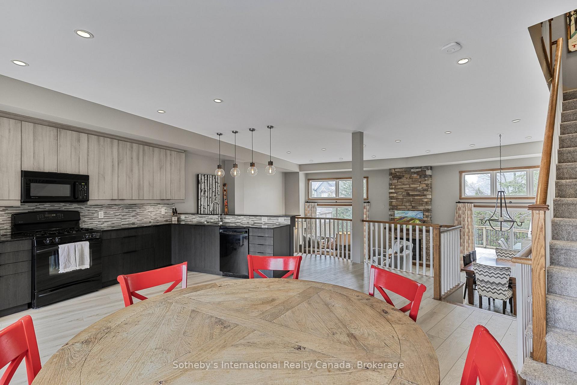 Photo 19 of Unit 25, 104 Farm Gate Road, Blue Mountains — HOMEH