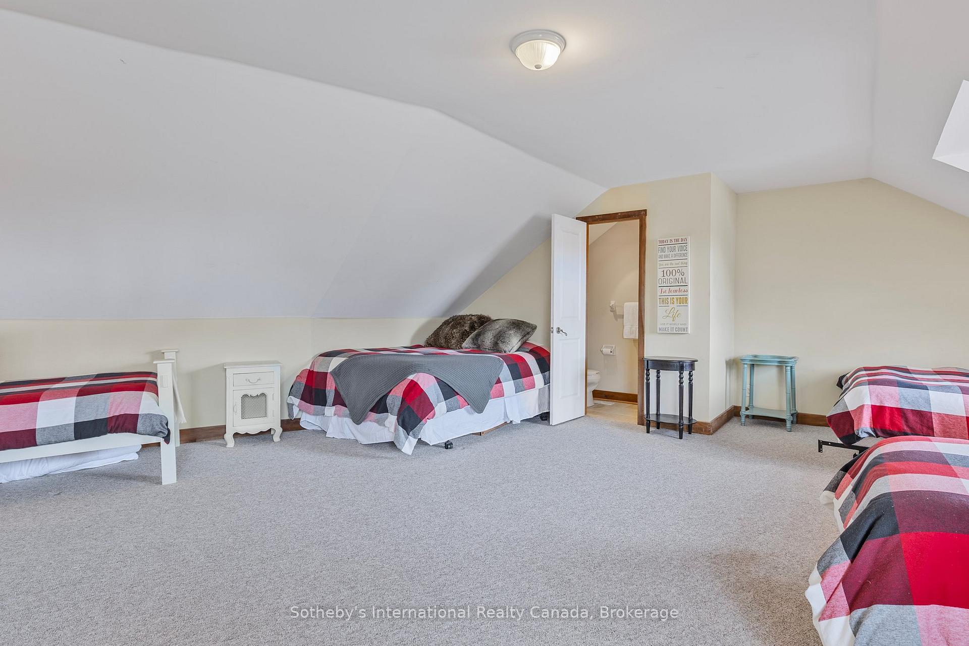 Photo 40 of Unit 25, 104 Farm Gate Road, Blue Mountains — HOMEH