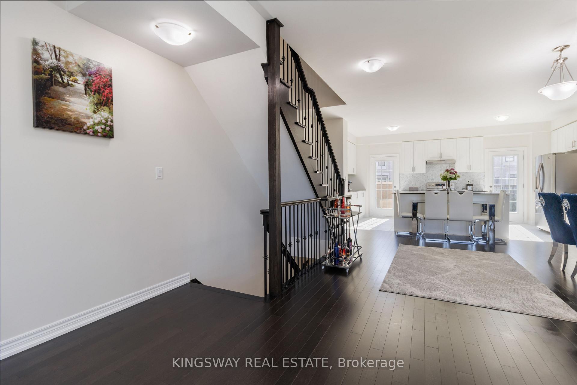 Photo 33 of 86 Fruitvale Circle, Brampton, Northwest Brampton — HOMEH