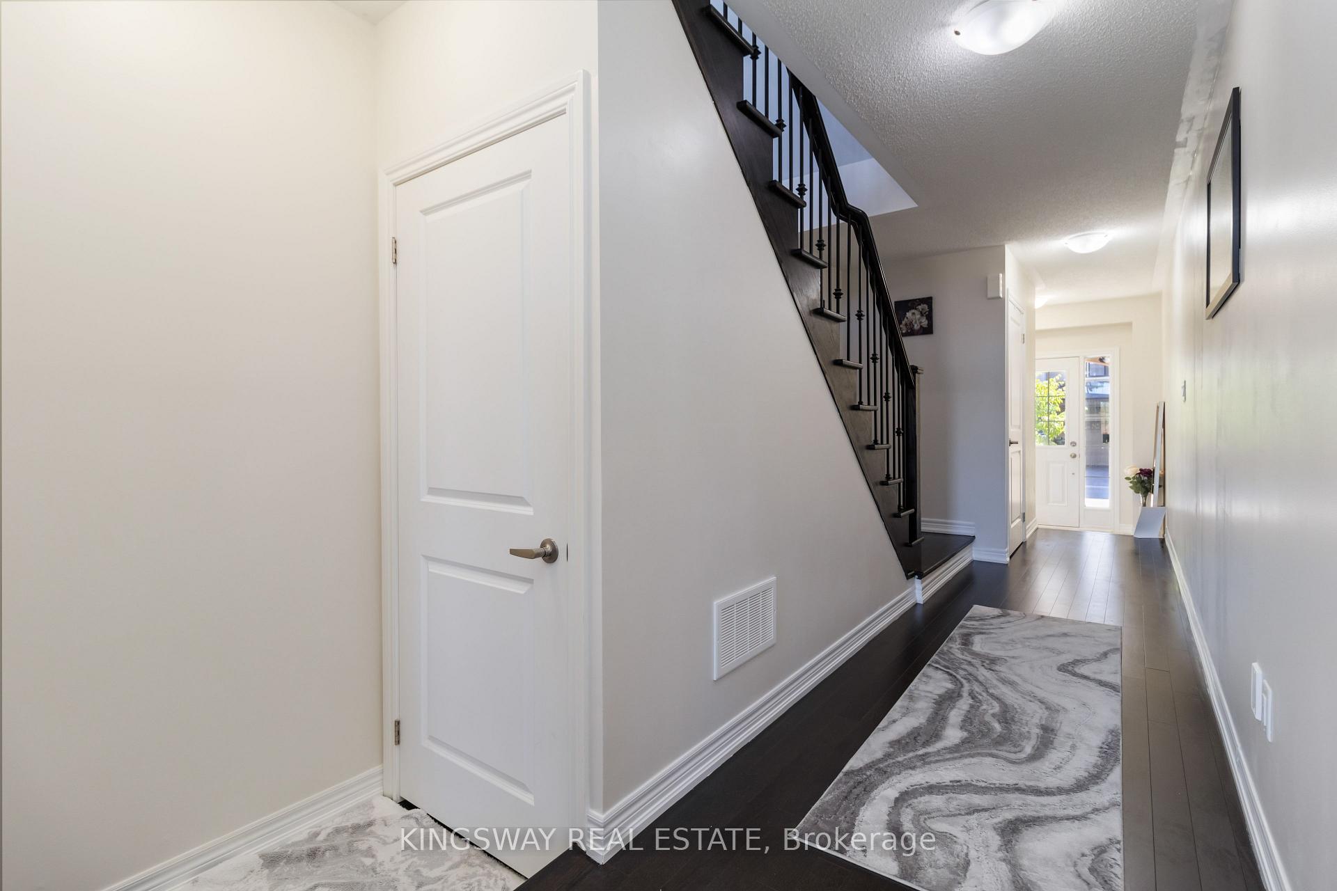 Photo 39 of 86 Fruitvale Circle, Brampton, Northwest Brampton — HOMEH