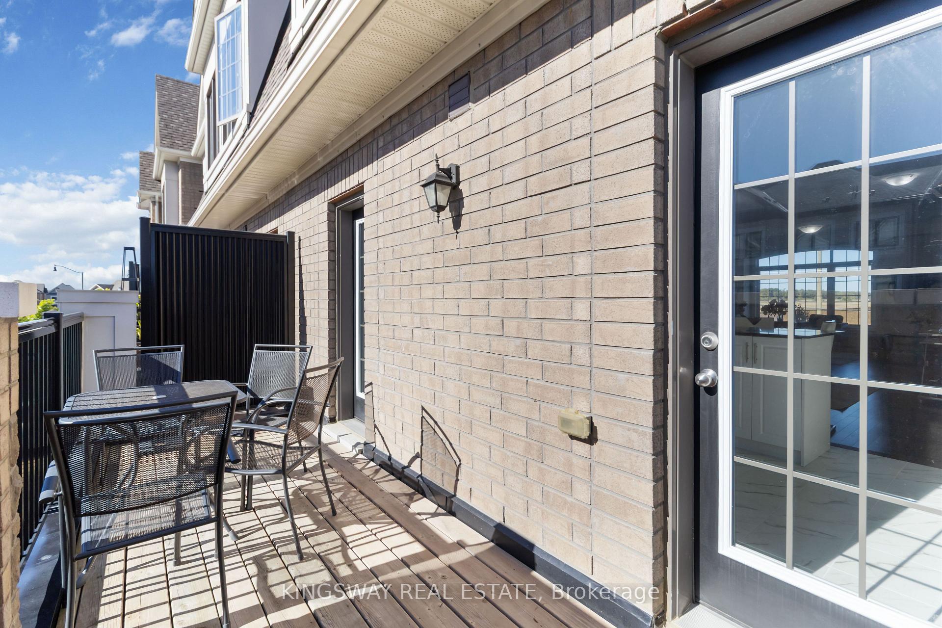 Photo 48 of 86 Fruitvale Circle, Brampton, Northwest Brampton — HOMEH