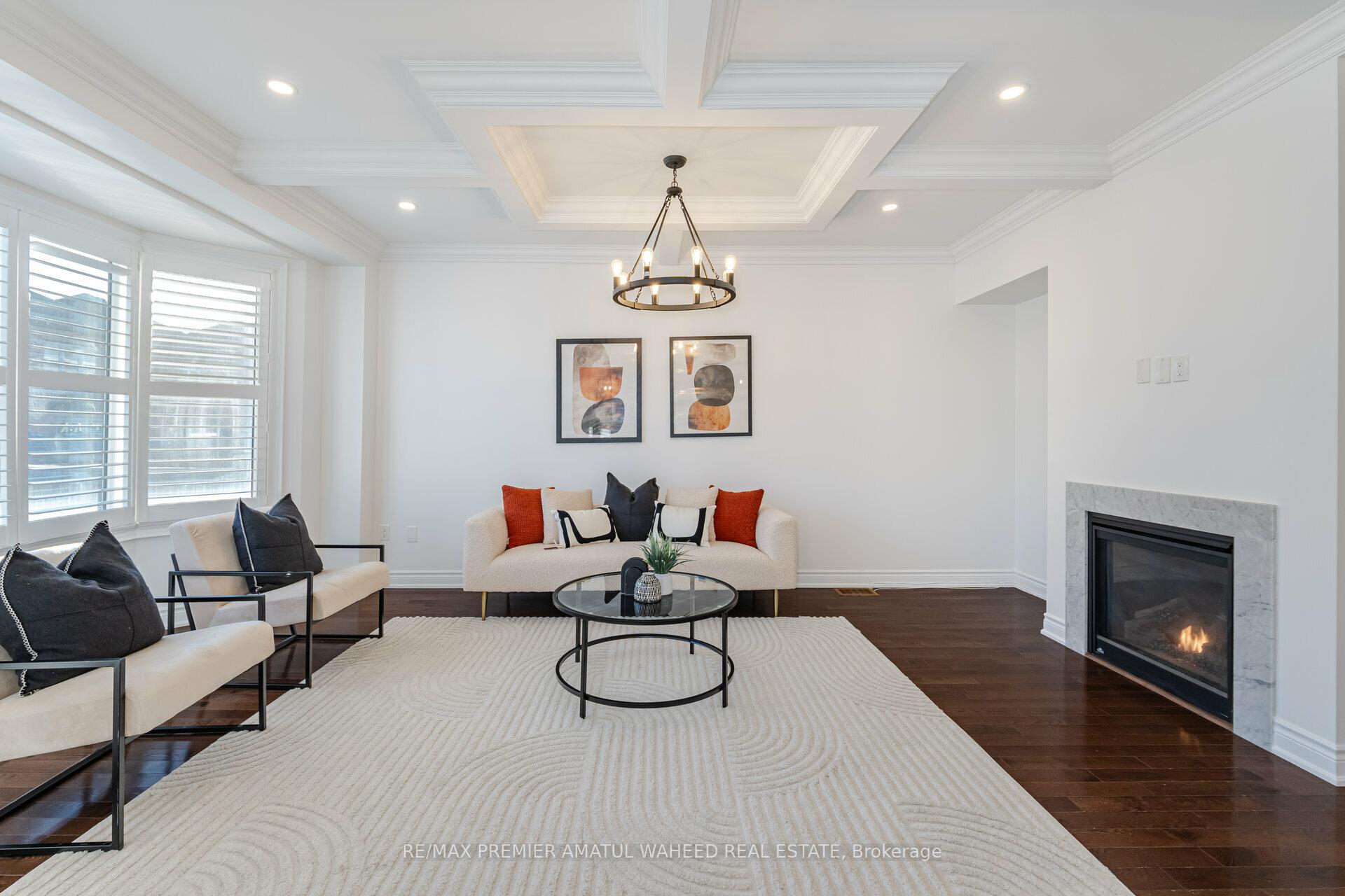 Photo 15 of 101 Algoma Drive, Vaughan, Kleinburg — HOMEH