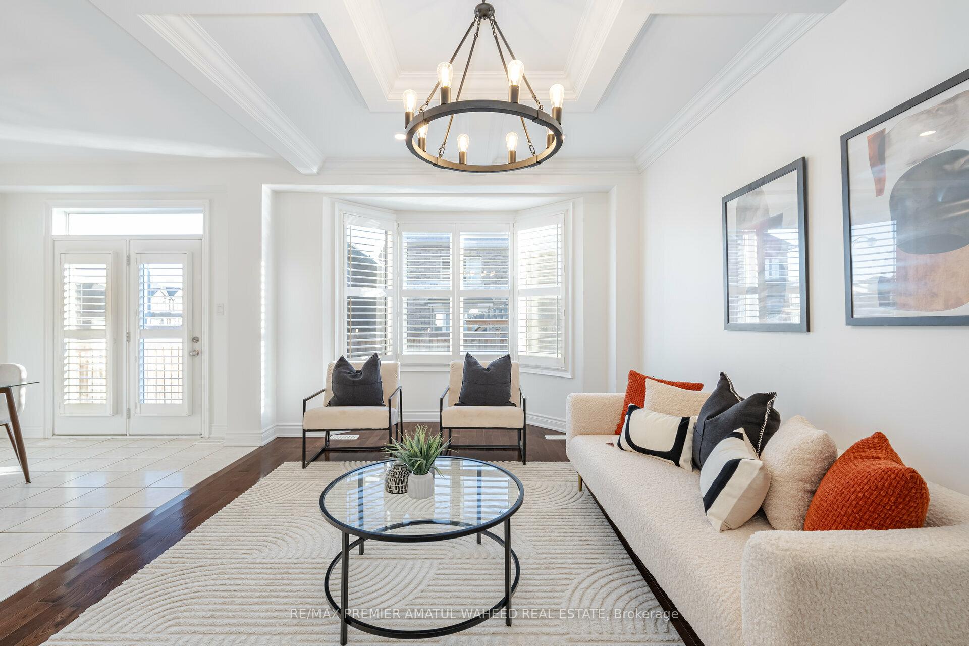 Photo 16 of 101 Algoma Drive, Vaughan, Kleinburg — HOMEH