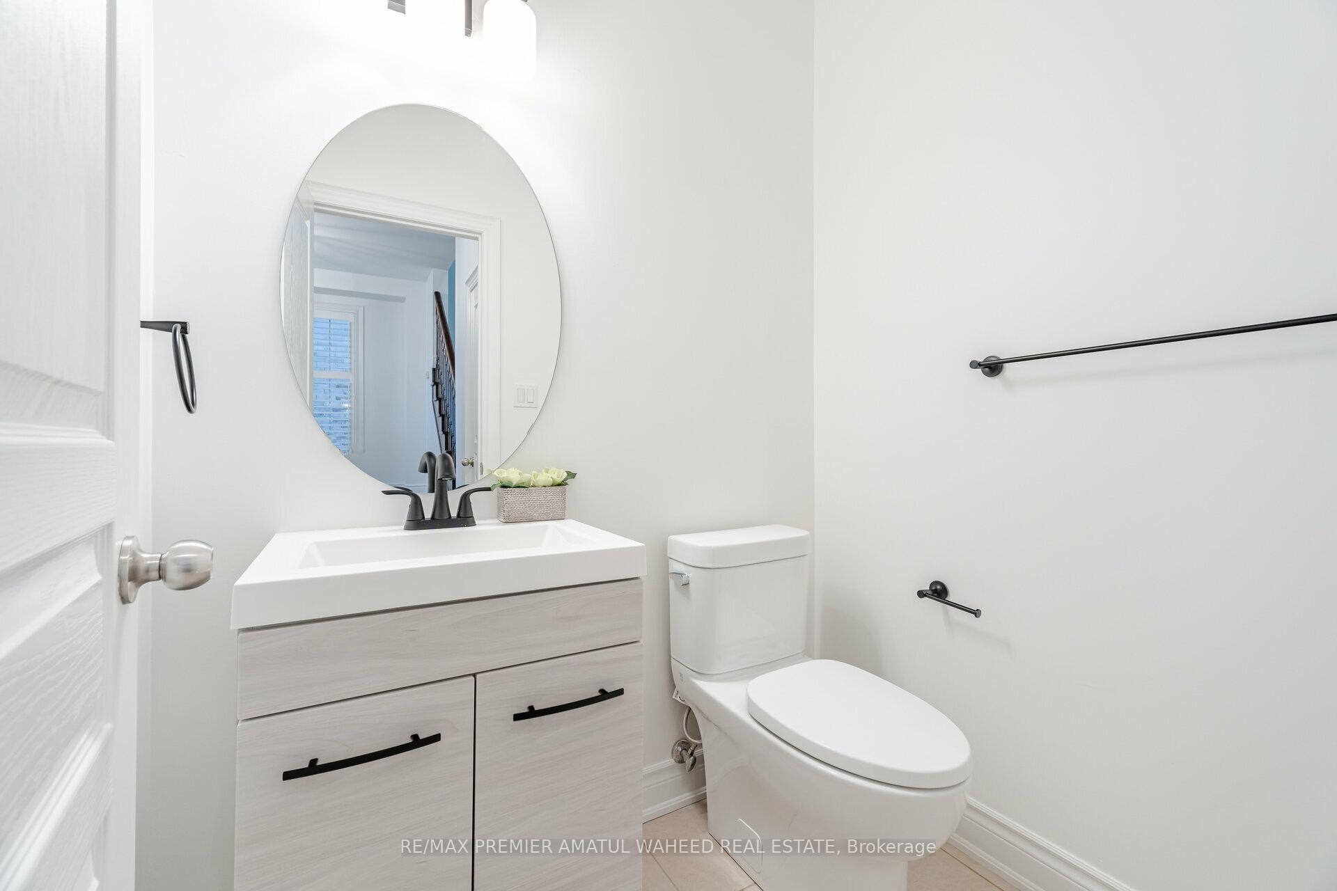 Photo 19 of 101 Algoma Drive, Vaughan, Kleinburg — HOMEH