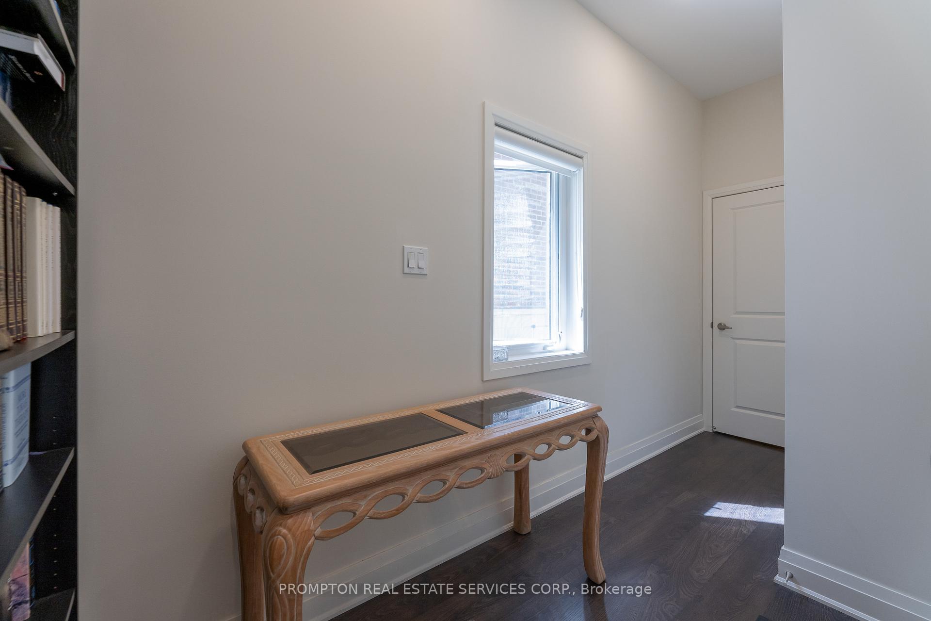 Photo 29 of 126 Arianna Crescent, Vaughan, Patterson — HOMEH