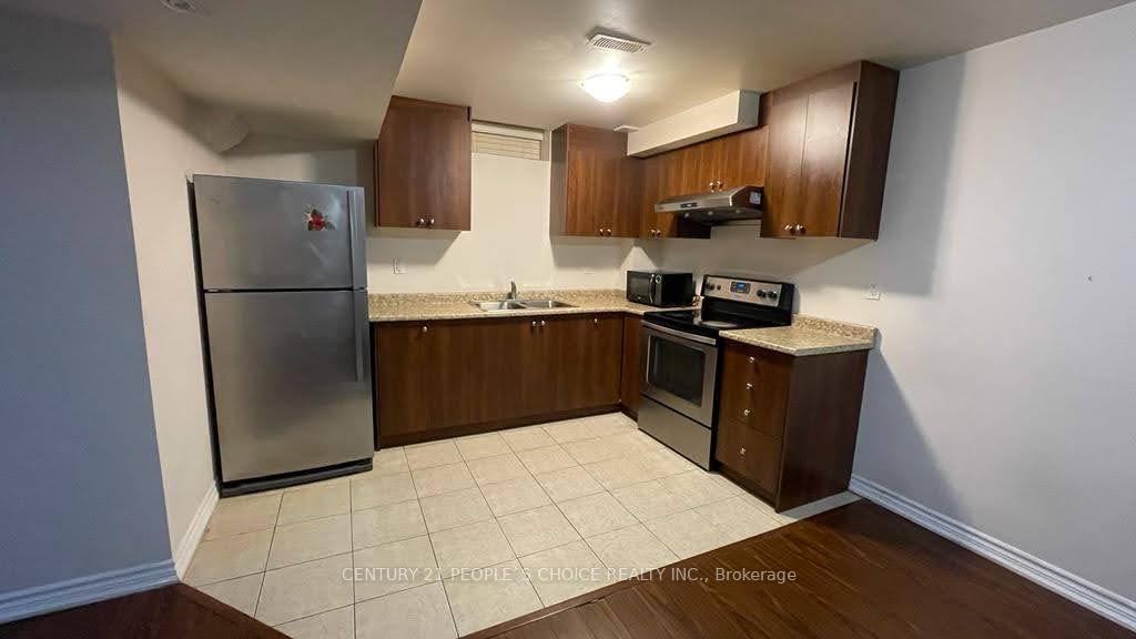 Photo 3 of 6 Bandera ( Bsmt) Drive, Brampton, Credit Valley — HOMEH
