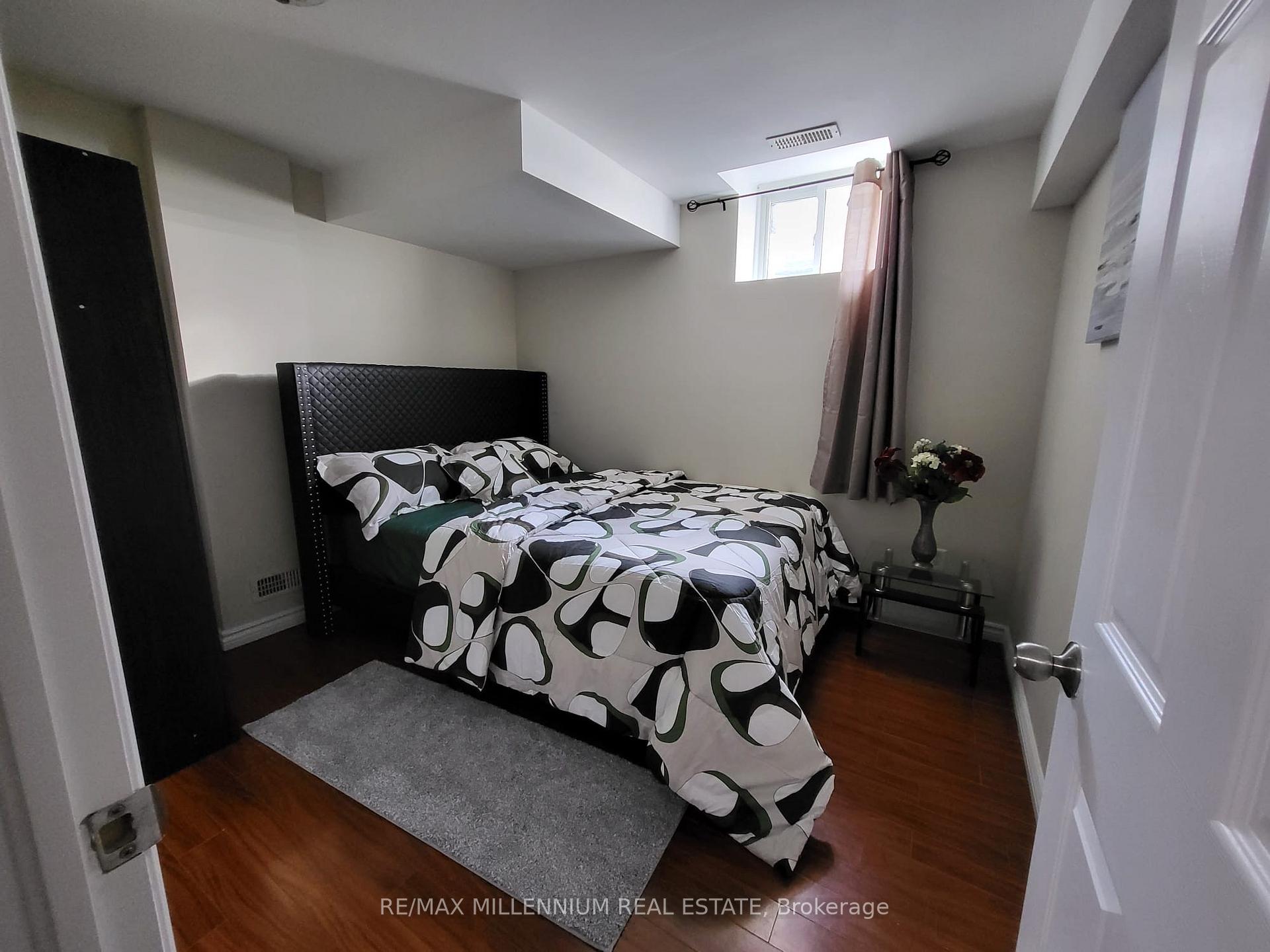 Photo 46 of 19 Earl Grey Crescent, Brampton, Fletcher's Meadow — HOMEH