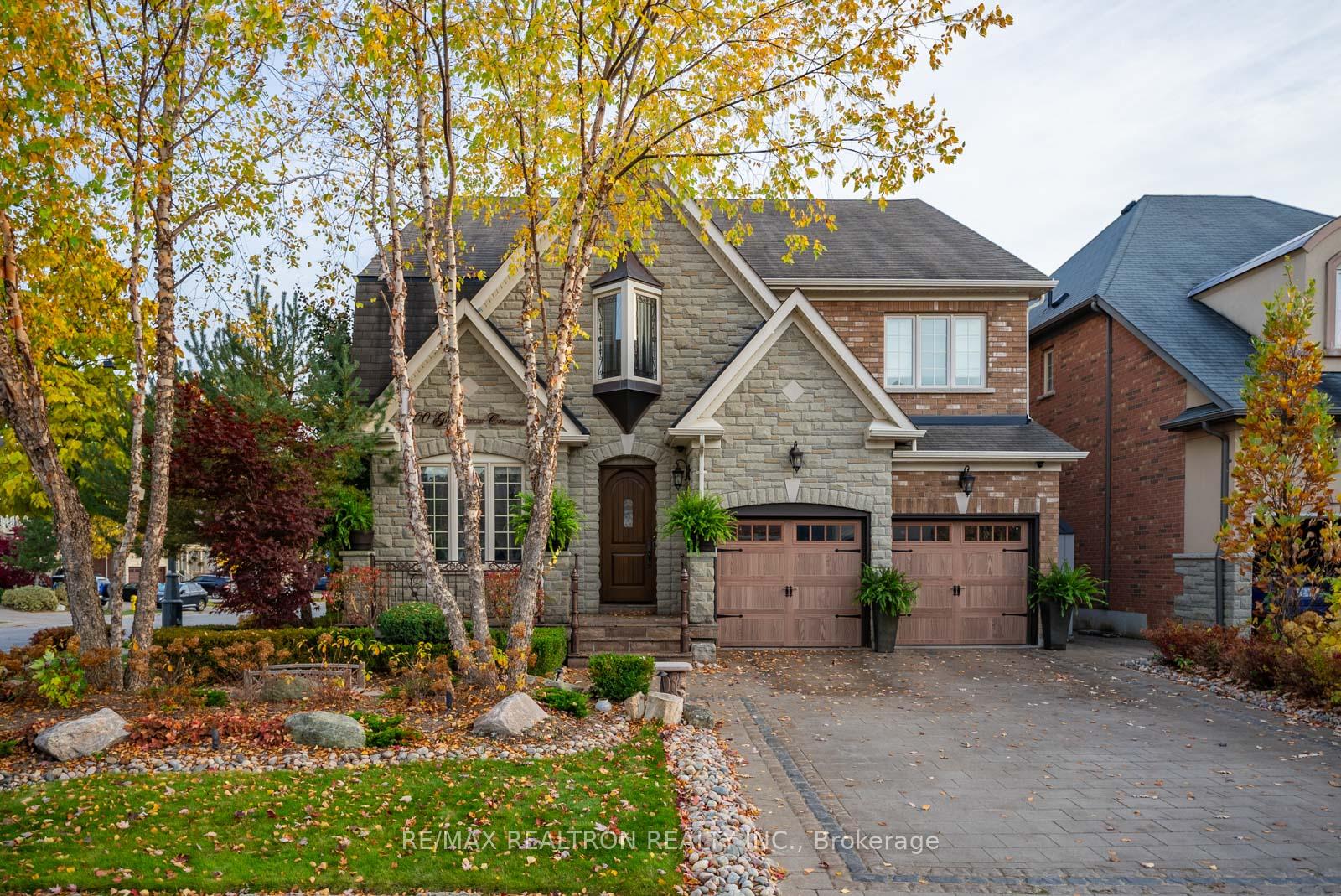 Photo 2 of 100 Glenheron Crescent, Vaughan, Patterson — HOMEH