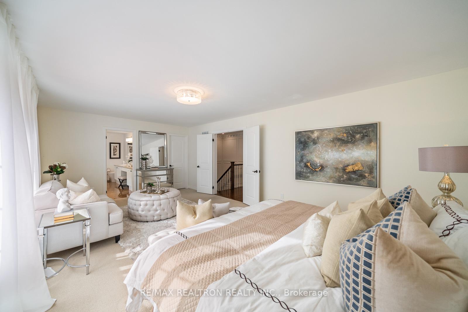 Photo 15 of 100 Glenheron Crescent, Vaughan, Patterson — HOMEH