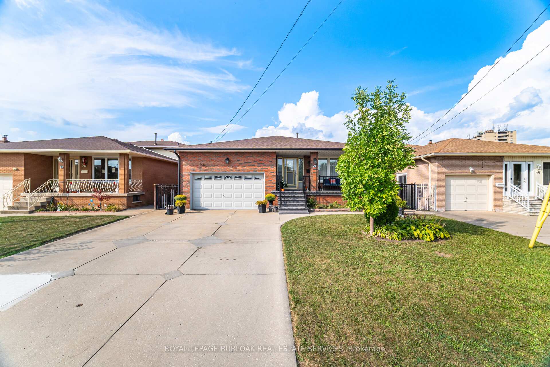 Photo 2 of 55 Honeywell Drive, Hamilton, Riverdale — HOMEH