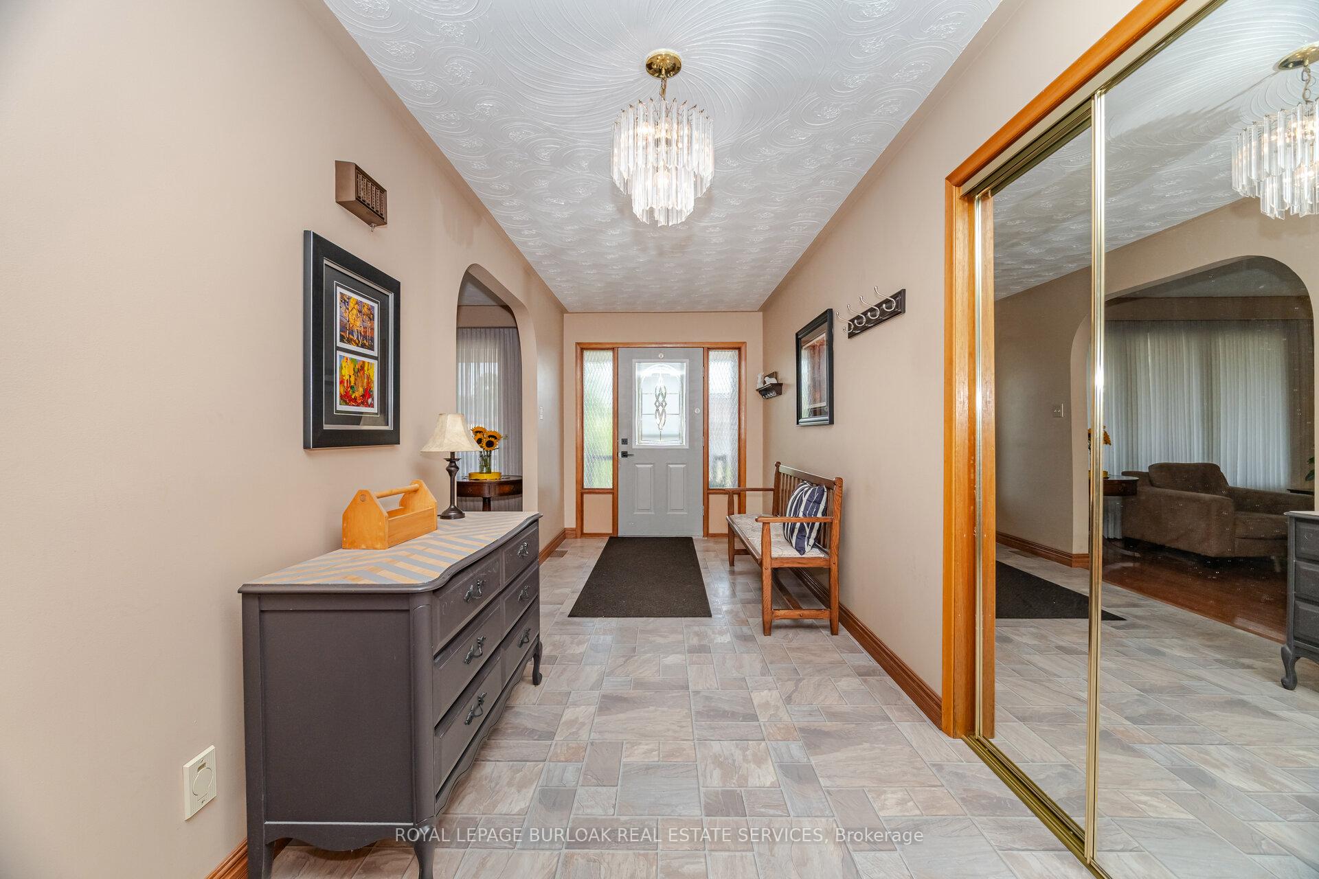 Photo 5 of 55 Honeywell Drive, Hamilton, Riverdale — HOMEH