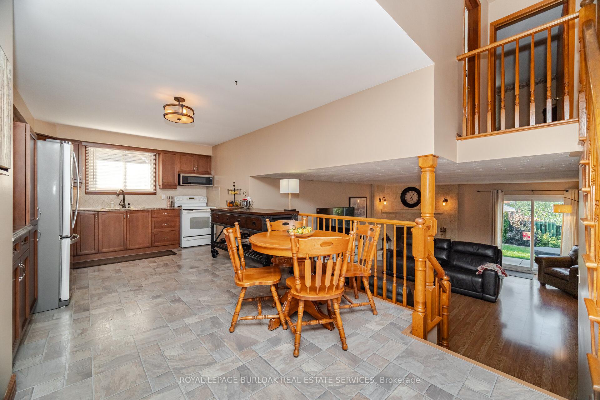 Photo 12 of 55 Honeywell Drive, Hamilton, Riverdale — HOMEH