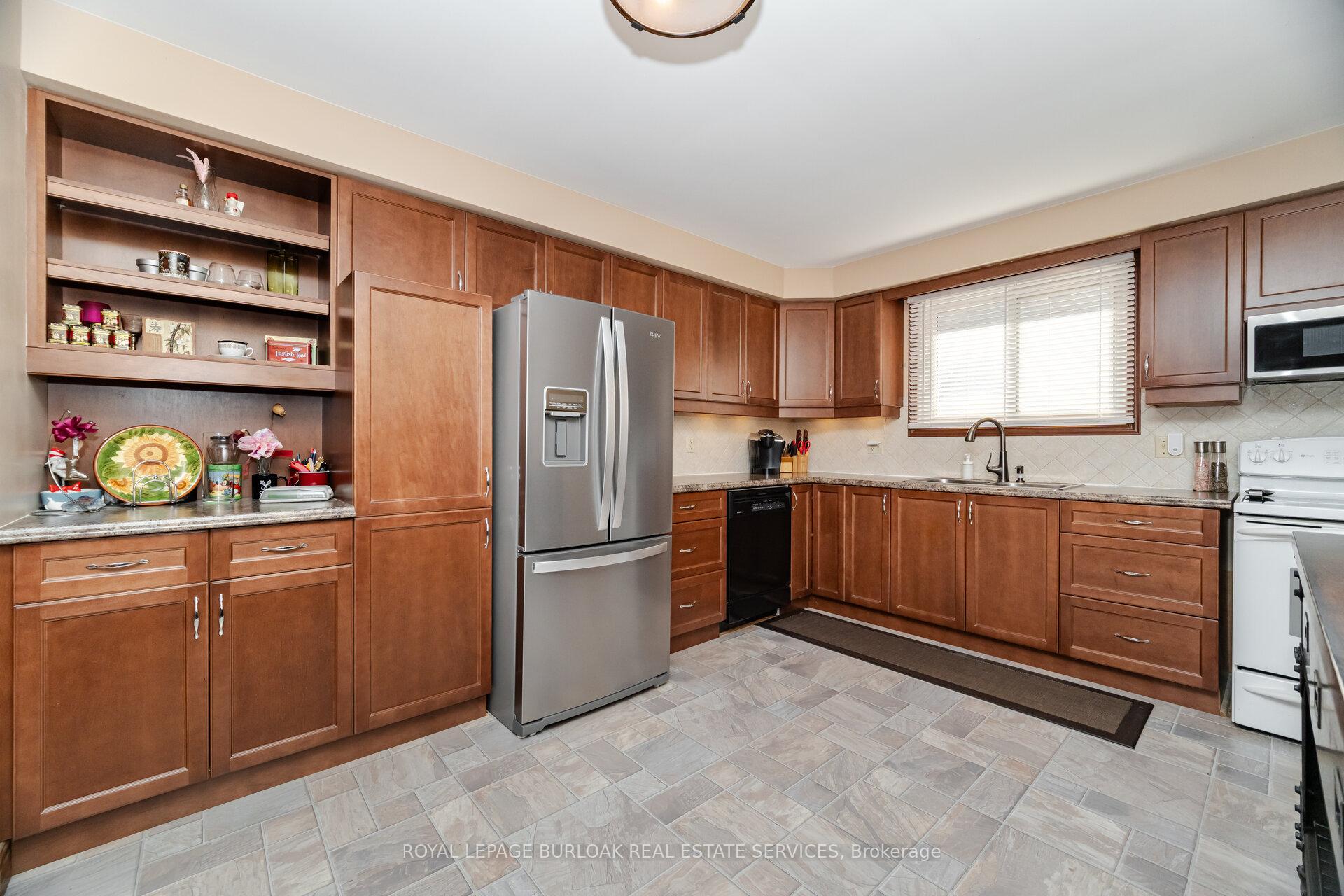 Photo 15 of 55 Honeywell Drive, Hamilton, Riverdale — HOMEH