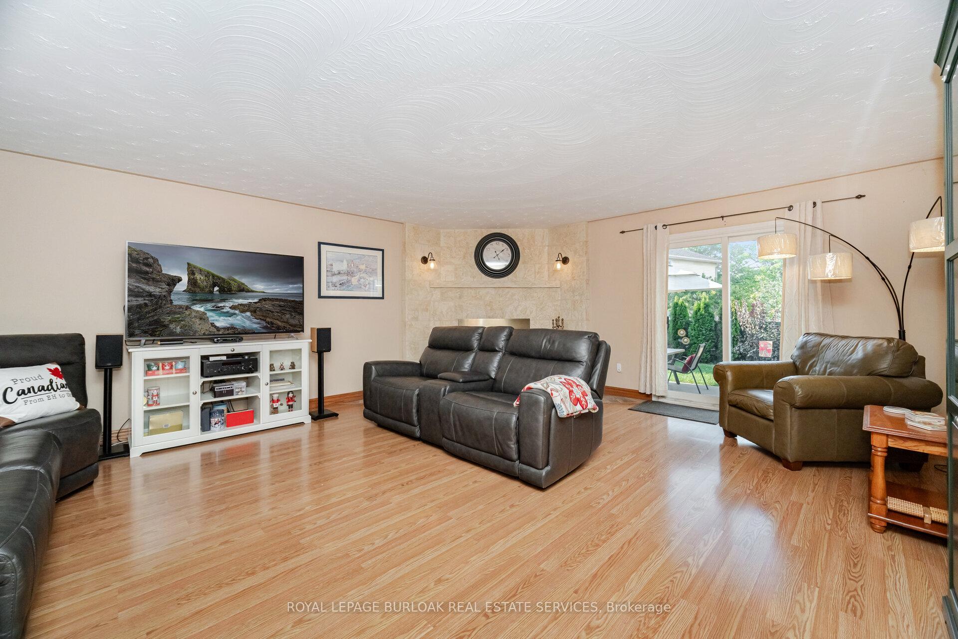 Photo 18 of 55 Honeywell Drive, Hamilton, Riverdale — HOMEH