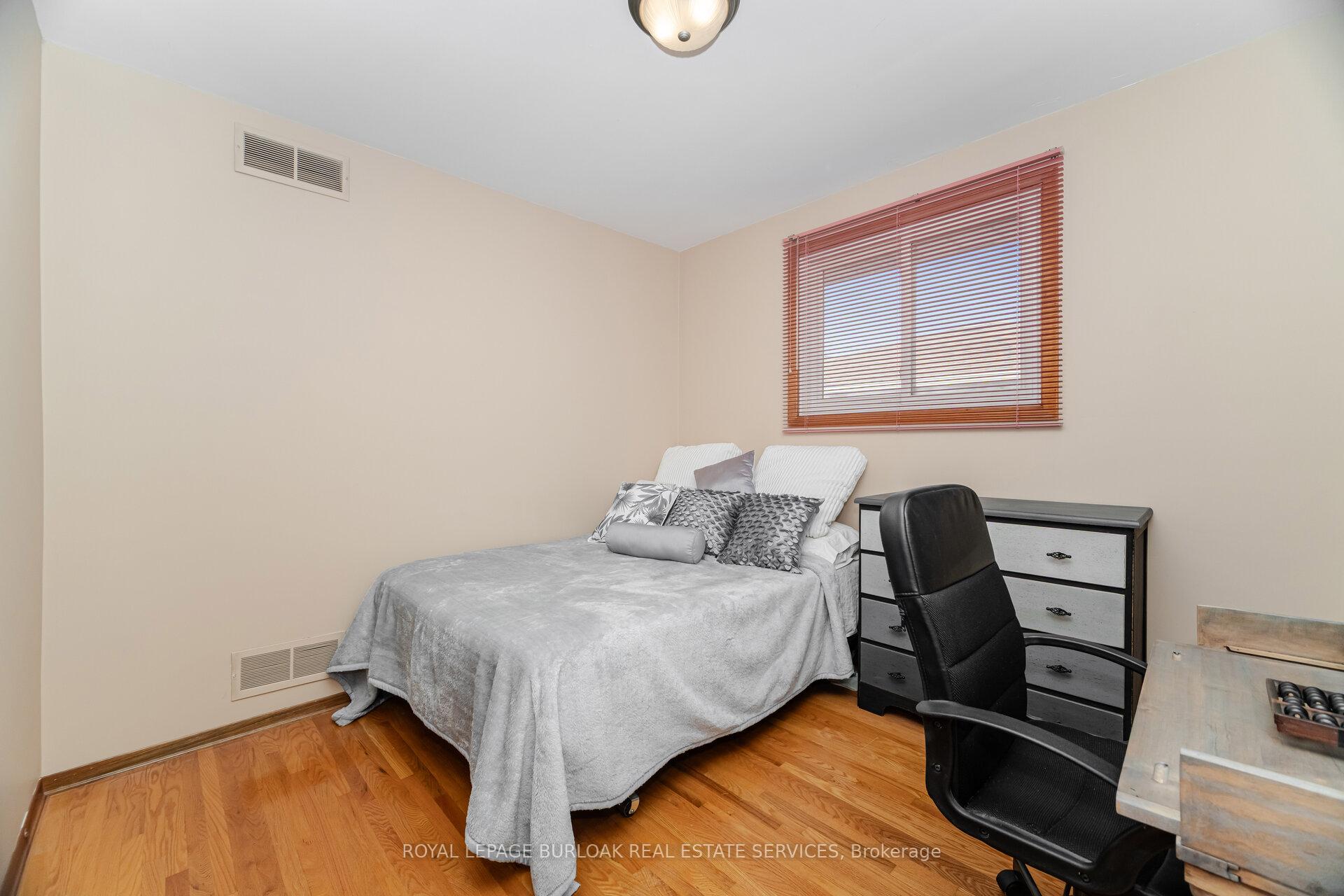 Photo 28 of 55 Honeywell Drive, Hamilton, Riverdale — HOMEH